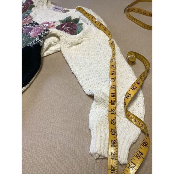 Vintage Penbrooke Lane Embellished Sweater Floral Pearl Size M - Picture 5 of 10